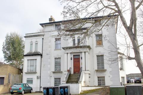 1 bedroom flat to rent, St. Peters Road, Croydon CR0