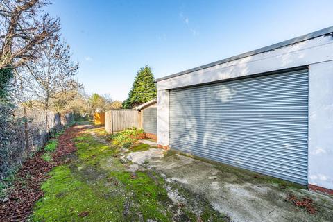 4 bedroom end of terrace house for sale, Longhill Road, Catford, London, SE6