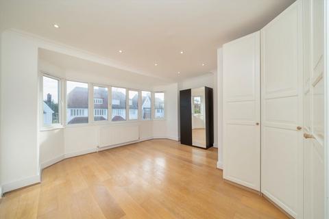 undefined, West Heath Drive, London NW11