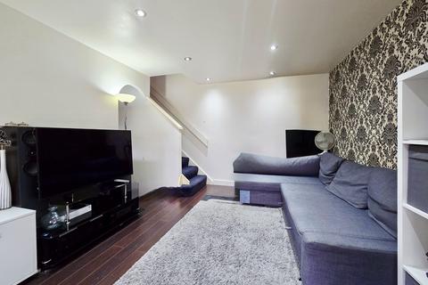1 bedroom semi-detached house for sale, Dorney Way,  Hounslow, TW4