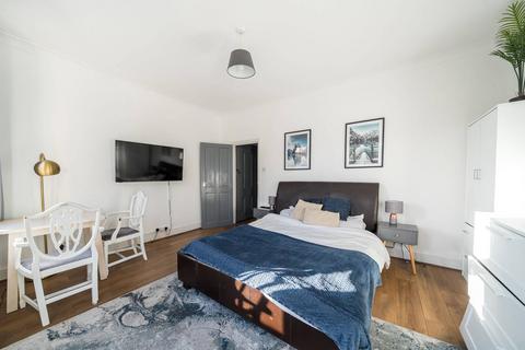 undefined, Weston Park, Crouch End, London, N8