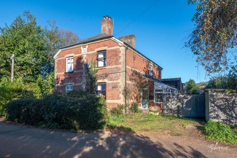undefined, Main Road, Alverstone