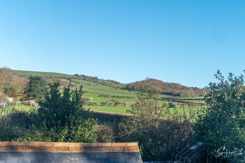 undefined, Main Road, Alverstone