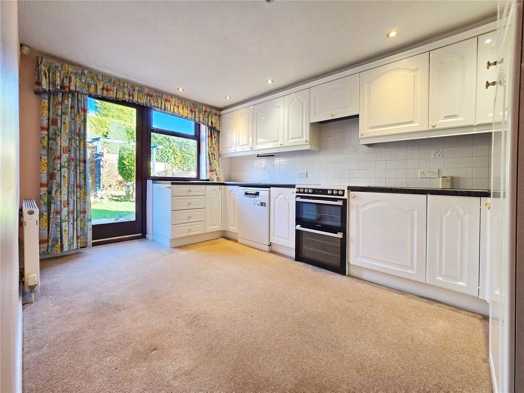 Fitted Kitchen
