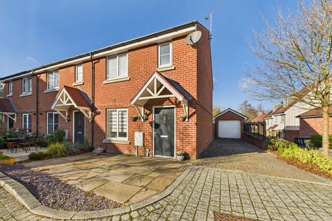 Knight Close, Haywards Heath, RH16