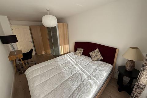 2 bedroom flat for sale, Candle Street, Tower Hamlets, London, E1