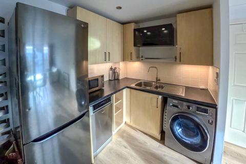 2 bedroom flat for sale, Candle Street, Tower Hamlets, London, E1
