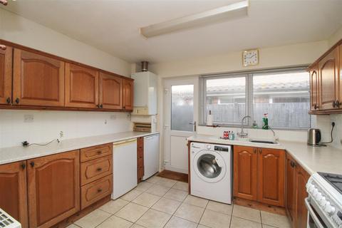 3 bedroom detached bungalow for sale, Hawth Park Road, Seaford
