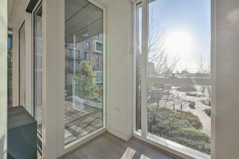 2 bedroom flat for sale, Woodberry Down, Stoke Newington, London, N4
