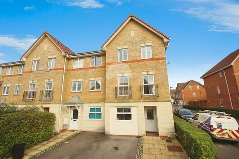 undefined, Arklay Close, Hillingdon UB8