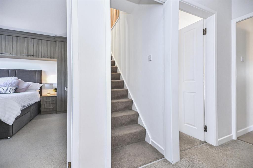 Hallway.jpg