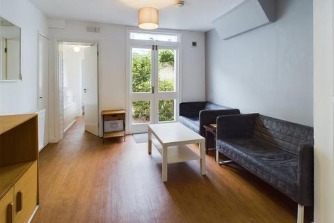 undefined, Washington Street, Brighton