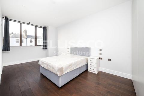 undefined, High Road, Whetstone, N20