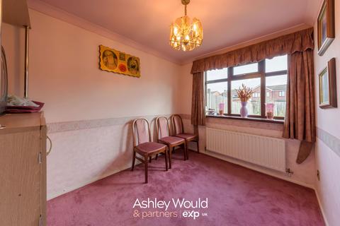 undefined, Redwood Drive, Oldbury B69