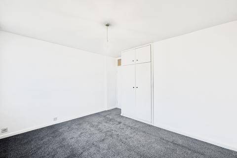 2 bedroom apartment to rent, Putney Heath Lane, London SW15