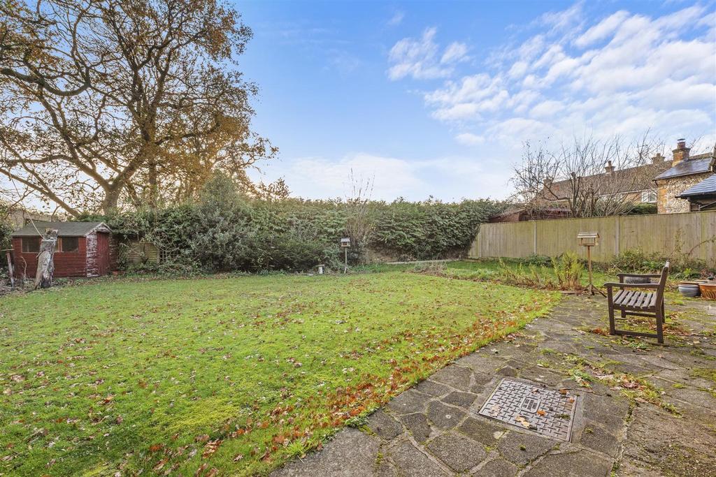 12 Lowlands Crescent, HP15 6 EG-1.jpg