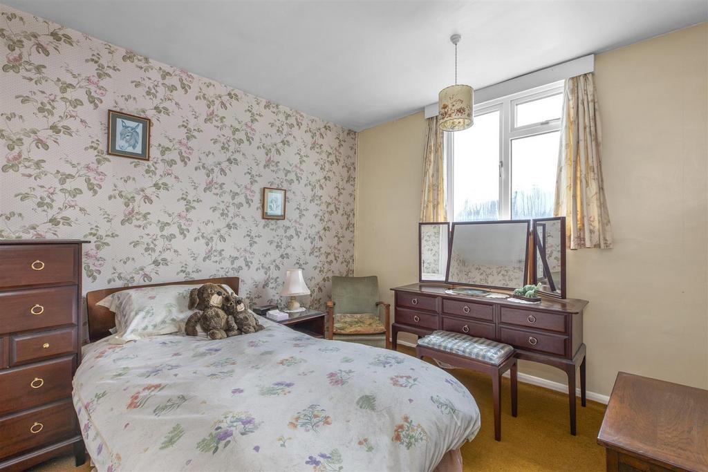 12 Lowlands Crescent, HP15 6 EG-1.jpg