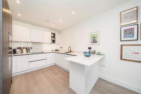3 bedroom flat for sale, Norman Road, London SE10