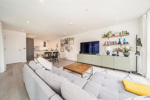 3 bedroom flat for sale, Norman Road, London SE10