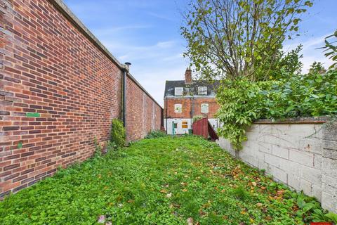 3 bedroom end of terrace house for sale, St. Catherine Street, Gloucester GL1