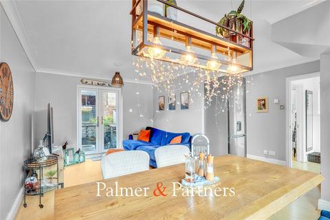 3 bedroom semi-detached house for sale, Megs Way, Essex CM7