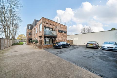 undefined, Woodhouse Road, London, N12