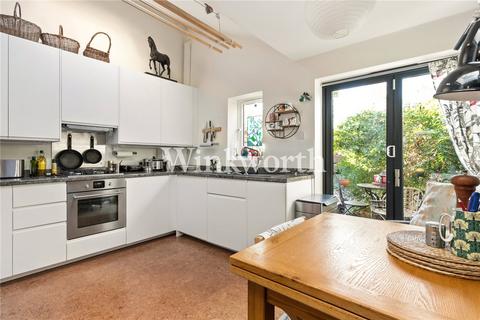 undefined, Darwin Road, London, N22