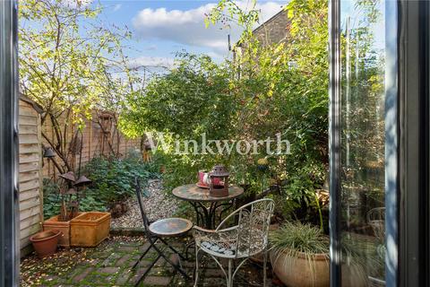 undefined, Darwin Road, London, N22