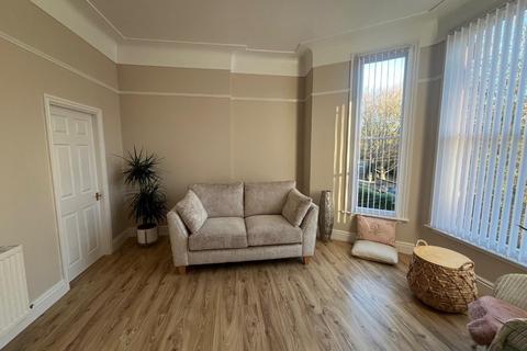 1 bedroom flat to rent, Sandringham Drive, Liverpool, L17 4JN