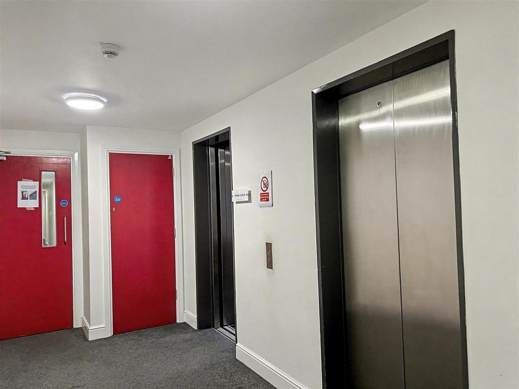 Third floor landing