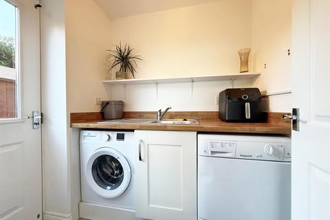 5 bedroom detached house for sale, Dove Close, Sutton Grange, Shrewsbury