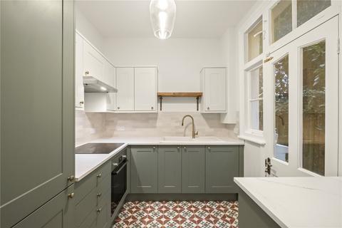 4 bedroom detached house to rent, Dalkeith Road, SE21