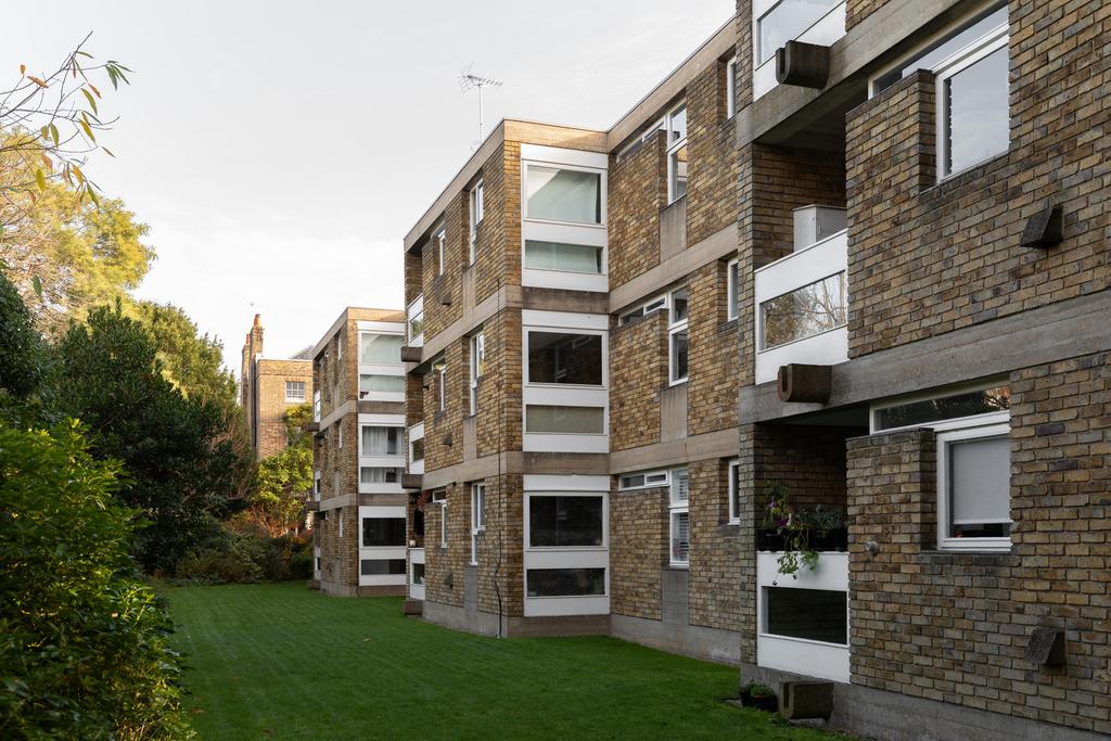 321305 - 7-LANGHAM-HOUSE-CLOSE-59.jpg