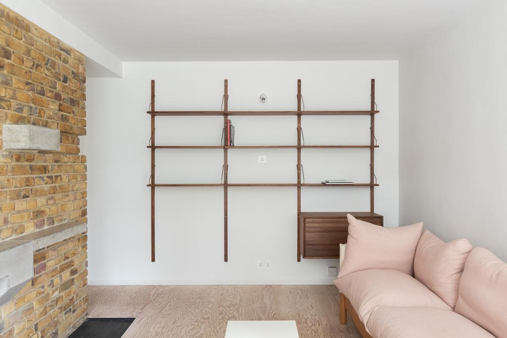 321260 - 7-LANGHAM-HOUSE-CLOSE-14.jpg