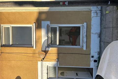 undefined, Londesborough Road, Southsea PO4