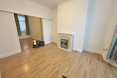 3 bedroom terraced house to rent, Highfield, Scarborough