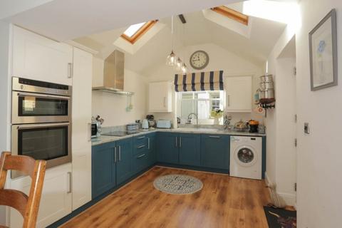 3 bedroom cottage for sale, Chapel Street, Nawton, York, YO62 7RE