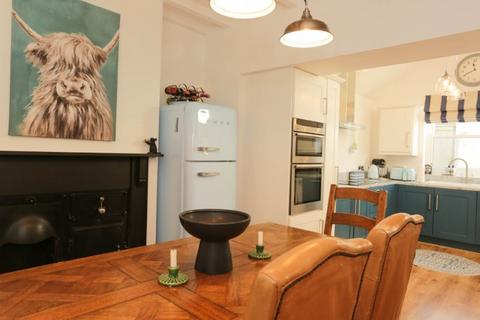 3 bedroom cottage for sale, Chapel Street, Nawton, York, YO62 7RE