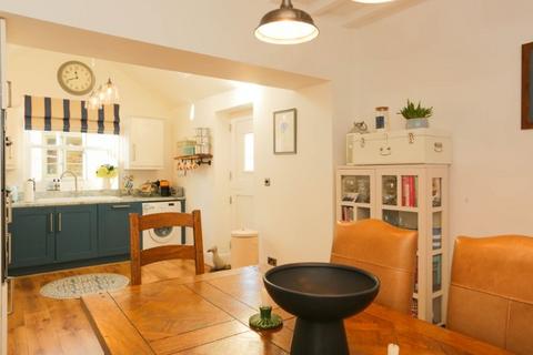 3 bedroom cottage for sale, Chapel Street, Nawton, York, YO62 7RE