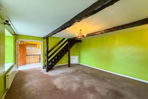 3 bedroom cottage for sale, Towngate, Huddersfield HD8