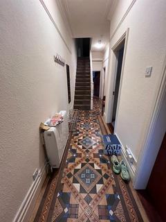 8 bedroom end of terrace house to rent, £122pppw excll bills - 8 Bed on Derby Road, Nottingham NG7 1NQ
