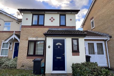 3 bedroom end of terrace house to rent, Linden Drive Bradley Stoke, Bristol BS32