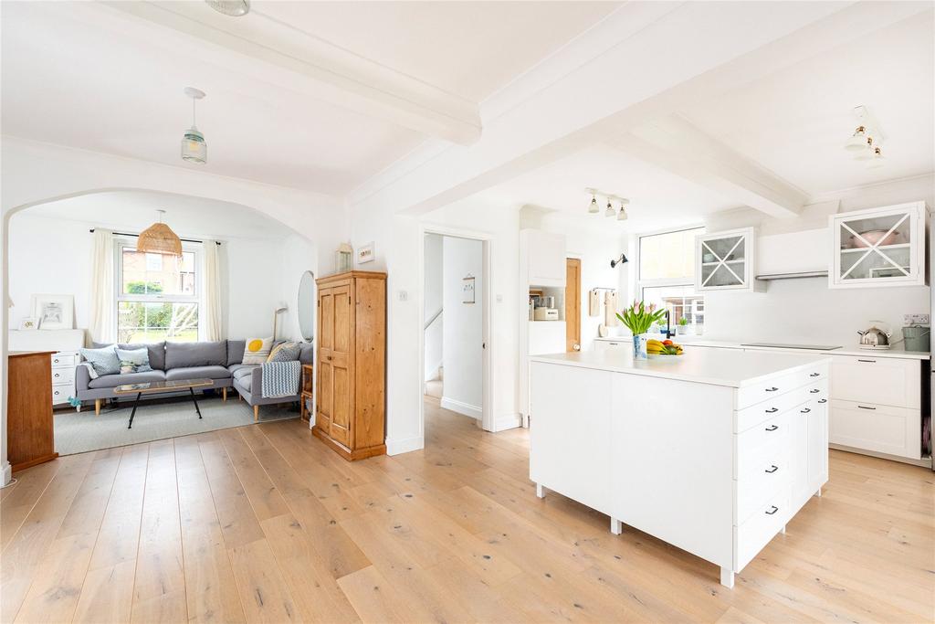 Kitchen To Sitting