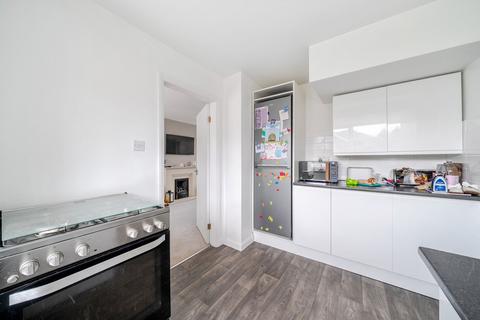 2 bedroom semi-detached house for sale, Hill Top Avenue, Harrogate, HG1