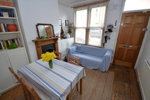 2 bedroom terraced house to rent, Edward Road, Leicester