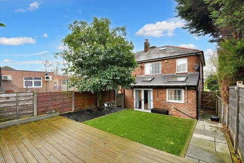 undefined, Lancaster Road, Salford, M6