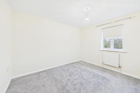 4 bedroom terraced house to rent, Coneygeare Court, St. Neots PE19