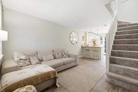 2 bedroom cottage for sale, Crown Road, Billericay, CM11