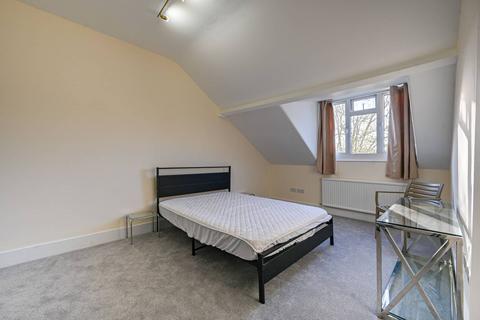 undefined, Upper Maisonette, Earls Court Road, Earls Court, London, SW5