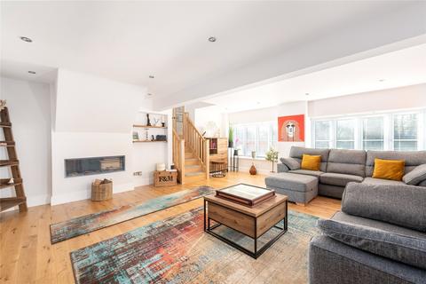 undefined, Ampthill Road, Silsoe, Bedfordshire, MK45